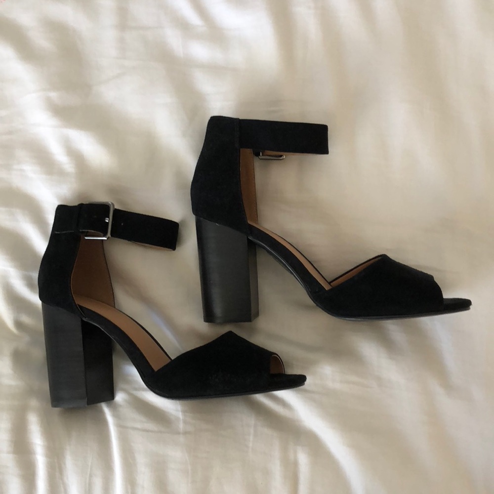 Black heels